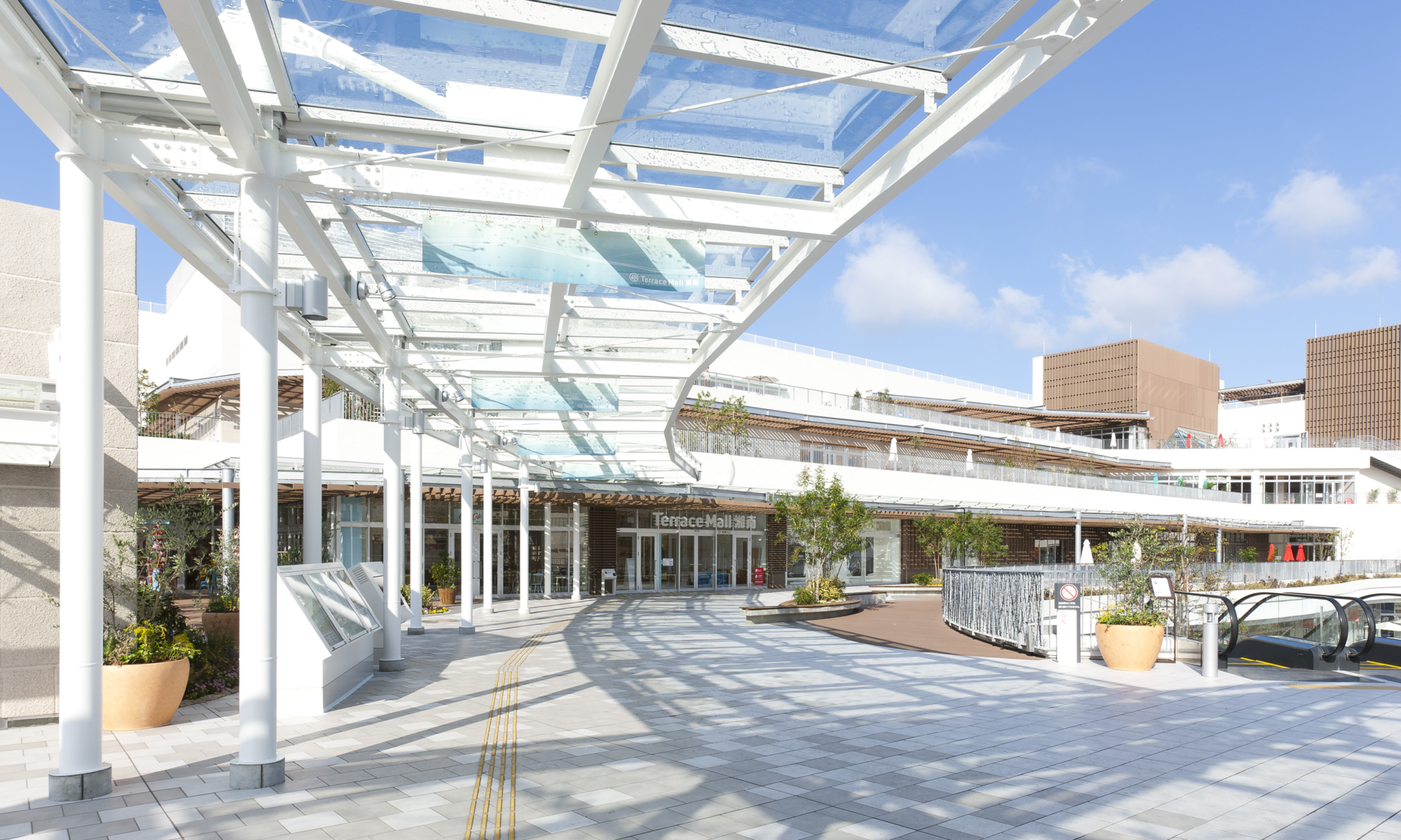 テラスモール湘南